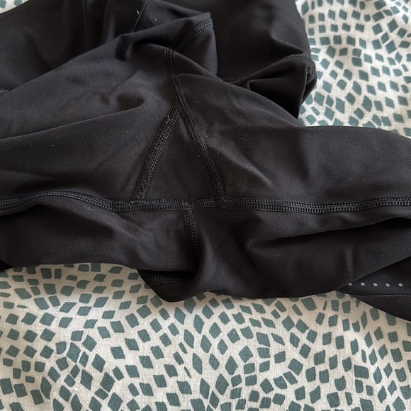 Lululemon Extra Mile Tight 28” - Picture 10 of 11
